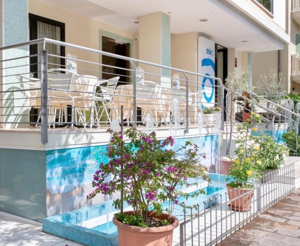Hotel Miro Cattolica Extérieur photo