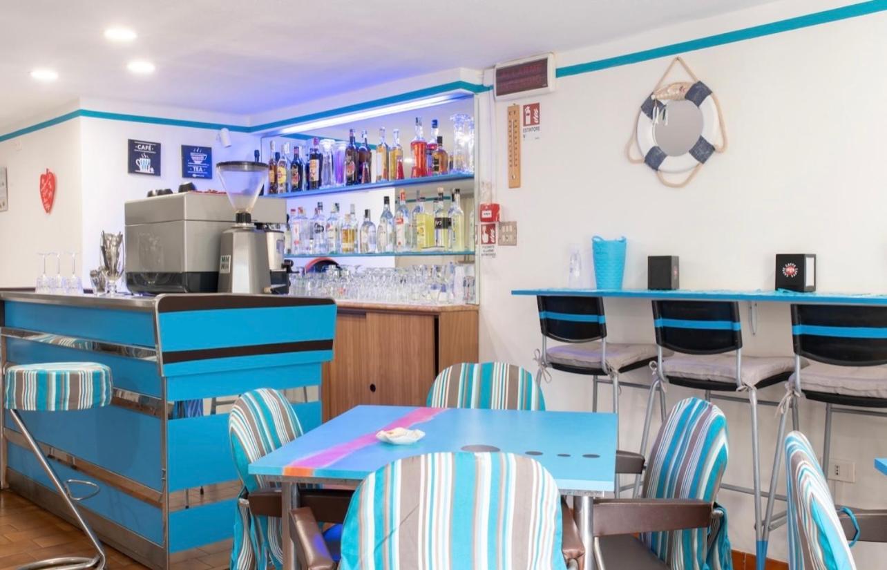 Hotel Miro Cattolica Extérieur photo